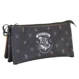 Harry Potter Estuche Portatodo Triple Hogwarts, 3 Compartimentos, Negro Precio: 8.59000054. SKU: B1EVJX4QAN