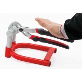 Facom Abrazadera Multiusos Ajustable con Recorrido de Eje de Giro para Mano Pequeña y Grande, Patillas Ergonómicas y Cortador de Hilo Facom Abrazadera Multiusos Ajustable con Recorrido de Eje de Giro para Mano Pequeña y Grande, Patillas Ergonómicas y Cortador de Hilo