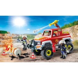 Playmobil 71824 Camión de Bomberos Action Heroes con cabrestante, cañón de agua, espacio para 2 figuras y manchas de aceite