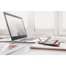 Kensington Candado de Combinación NanoSaver Delgado para Portátiles y Monitores, Seguridad Sin Llave, Cable de 1.8m, Negro