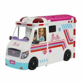 Barbie - Set de vehículo médico con ambulancia y clínica - Muñeca de moda - Barbie - HKT79 - BARBIE FASHION DOLL