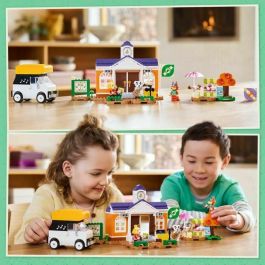 Lego Animal Crossing 77052 Kéké en la Plaza Juguete para Construir con Cafetería