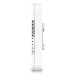 Ubiquiti 5x RJ-45, PoE++, Montaje en Carril DIN