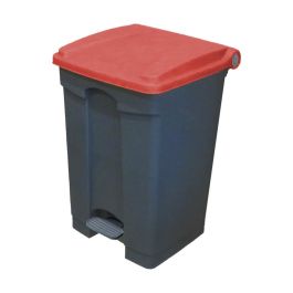 CAMBRO - WBFC45L-158 - CUBO DE BASURA 45L CON PEDAL Y TAPA - 57,2 x 39,1 x 36,8 cm - BASE GRIS Y TAPA ROJA Precio: 55.50000049. SKU: B166MRT2VD