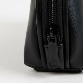 Cerdá Neceser de Aseo y Viaje Mickey, Portátil para Cosméticos y Artículos Personales, Negro 23.0 x 10.5 x 5.5 cm Cerdá Neceser de Aseo y Viaje Mickey, Portátil para Cosméticos y Artículos Personales, Negro 23.0 x 10.5 x 5.5 cm