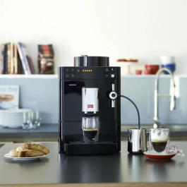 Melitta F530-102 Passione Cafetera Automática, Negro - 5 Concentraciones de Café, 5 Ajustes Molinillo Acero, Depósito 1.2L