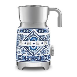 Smeg MFF01DGBEU Dolce & Gabbana - Calentador/Espumador de Leche Automático, 0.6 L, Azul Mediterráneo, Plata, Blanco, Acero Inoxidable, 500W Precio: 588.49999956. SKU: B1997L8C4A