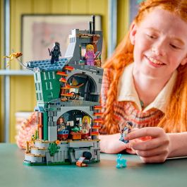 LEGO Harry Potter Casa de Luna Lovegood 76467, Modelo de Casa Original con 5 Minifiguras y Ladrillo de Luz, Juego de Construcción para Niños +10 Años