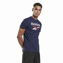 Camiseta de Manga Corta Hombre Reebok Big Logo Azul oscuro Camiseta de Manga Corta Hombre Reebok Big Logo Azul oscuro Precio: 20.59000009. SKU: S6486755