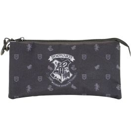 Harry Potter Estuche Portatodo Triple Hogwarts, 3 Compartimentos, Negro Harry Potter Estuche Portatodo Triple Hogwarts, 3 Compartimentos, Negro