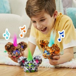 Hasbro Mini Furby Furblet Ty - Bee Juguete Electrónico con Clip de Llavero, Más de 45 Melodías K-pop y Sonidos Divertidos