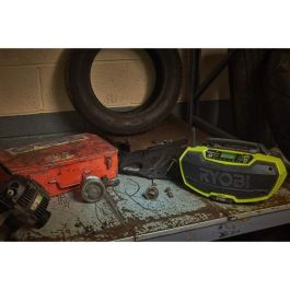 Ryobi Radio de Estación de Trabajo Estéreo Bluetooth 18V con Puerto de Carga USB
