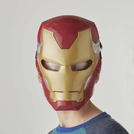 Hasbro Mascara Iron Man con Efectos de Luces - Inspirada en los Vengadores Hasbro Mascara Iron Man con Efectos de Luces - Inspirada en los Vengadores