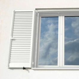 Ripolin Pintura para Madera Interiores y Exteriores Blanco Satinado 2.5L - Fácil Aplicación, Resistente a Golpes