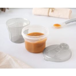 KioKids Dosificador de Leche en Polvo 3 Compartimentos Semitransparentes Bebé +0 Meses para Biberón Snacks Chupete Gris Esterilizable Lavavajillas