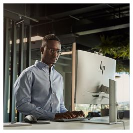 HP EliteOne 870 G9 All-in-One PC Intel Core i7-14700, 68.58cm 27" 16GB RAM 512GB SSD W11P 1Y War