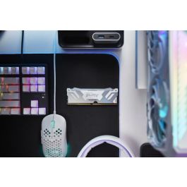 Kingston KF580C38RWA-16 Módulo de Memoria RAM DDR5 de 16 GB, 8000 MT/s, RGB, para PC/Servidor