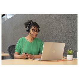 HP Auriculares Estéreo Blackwire C8225-M USB-C/A Certificado para Teams Negro Precio: 127.69000046. SKU: B1DGJ2WGTQ