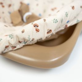 Maxi Cosi Alex, Silla de coche de juguete para muñecas con babero a conjunto