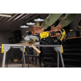 Sierra circular sin escobillas de 115 mm - 18 V - 4.500 rpm, 2 direcciones de corte, LED - Gama V20 - STANLEY FATMAX, SFMCS515B-XJ Sierra circular sin escobillas de 115 mm - 18 V - 4.500 rpm, 2 direcciones de corte, LED - Gama V20 - STANLEY FATMAX, SFMCS515B-XJ