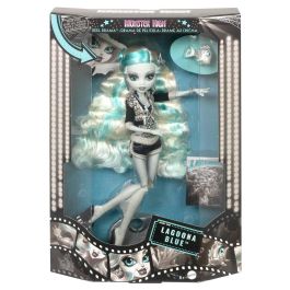Monster High Hkn30 Muñeca Lagoona Blue Real Drama Colección Película Vintage Blanco y Negro con Piraña y Póster