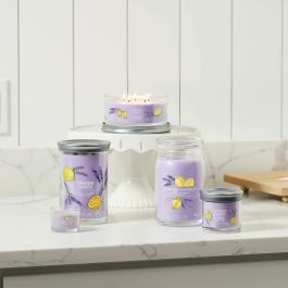 Vela Perfumada Yankee Candle 1629970E Morado Vela Perfumada Yankee Candle 1629970E Morado