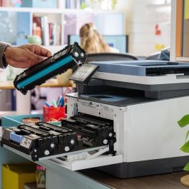 HP Color LaserJet Pro MFP 3302fdn Impresora Multifunción Láser Color para Equipos de Trabajo