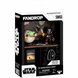FANDROP FAN0630996920763 Figura Star Wars Mandalorian & Grogu, Vitrina con Escena de Culto + Mini Póster - 18 cm Precio: 38.50000022. SKU: B1KFPZNKC3