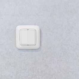 Shelly Plug & Play "BLU Wall" Switch 4 Adapter Busch-Jaeger Blanco