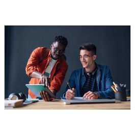 Philips DVT1600 - Grabadora de Audio Digital PCM, 129 Horas de Grabación, Formato WAV, Memoria 32GB, USB Tipo-C, Negro/Plata