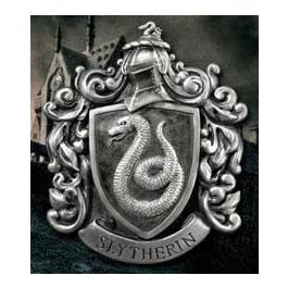 The Noble Collection Escudo Pared Harry Potter Casa Slytherin en Resina 20x28 cm Precio: 44.5000006. SKU: B183PZPXQB