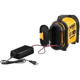 DeWALT DCC018N - Compresor de aire compacto sin cable 11 bar 2,5 kg para uso portátil y eficiente