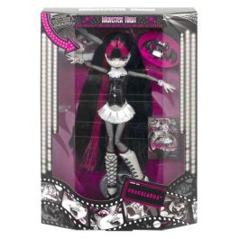 Muñeca monster high reel drama draculaura en blanco y negro. Muñeca monster high reel drama draculaura en blanco y negro.
