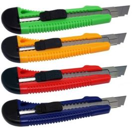 Bismark Cutter Ancho - Cuchilla Fracturable De 18 mm con Sistema Bloqueo e Intercambiable, Guía Metálica, Blister Colores Surtidos Precio: 1.49999949. SKU: B12CRHLR9Z