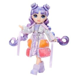 Rainbow High Muñeca Winter Wonderland Morada de 22 cm. Con kit para hacer tu propio muñeco de nieve