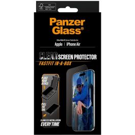 PanzerGlass Protector de Pantalla Ultra-Wide Fit para iPhone Air con Marco Negro y Aplicación FASTFIT