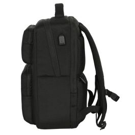 Safta Mochila Premium Real Madrid con 2 Bolsillos, Puerto USB y Compartimento para Portátil 15,6 pulgadas (440x310x130 mm) Safta Mochila Premium Real Madrid con 2 Bolsillos, Puerto USB y Compartimento para Portátil 15,6 pulgadas (440x310x130 mm)