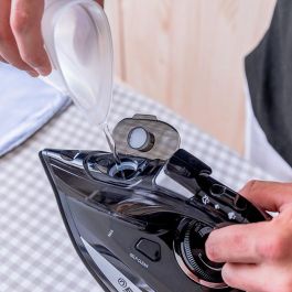 Edm Plancha de Vapor 2800W Grande Antracita con Base Antiadherente Depósito 400ml Vapor Continuo 20g/min Golpe Vapor 160g/min Medidas 30x12.6x16cm