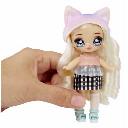 Muñeca na! na! na! serie 2 10 cm. incluye mini muñeca,vestido,zapatos y un peine. - modelos surtidos Muñeca na! na! na! serie 2 10 cm. incluye mini muñeca,vestido,zapatos y un peine. - modelos surtidos
