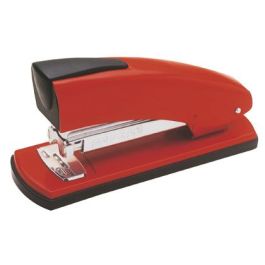 Grapadora Petrus 2001P Color Rojo Capacidad 20 Hojas Precio: 33.2750003993. SKU: B12ADBRBEE