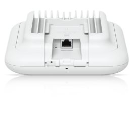 Ubiquiti WiFi 7 Access Point Exterior All-Weather 4 Spatial Streams 2.5 GbE PoE+ IPX6 Antena Direccional Integrada Blanco