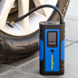 Compresor de Aire Portátil con LED Goodyear GOD0019 2600 mAh 150 PSI 7,4 V Precio: 74.50000008. SKU: S37112749