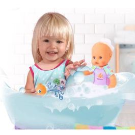 Nenuco Nfn88000 Muñeco Mi Primer Baño para Bebés | Cuerpo Suave Sumergible en Agua con Pececito Incluido | Ideal para +12 Meses