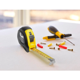 Q-connect Flexometro con Freno Material Antichoque 19 mm Ancho Longitud 5 mt