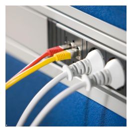 Bachmann 906.18819 - Regleta de Sobremesa Interior, 4 Tomas Schuko (Tipo F) sin Cable, 16A, 250V, Negro, IP20