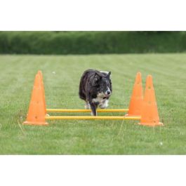 Trixie Kit de Agility para Perros - Lote de 3 Obstáculos con Conos Naranja y Amarillo Ø 23x30 cm y Barras 78 cm