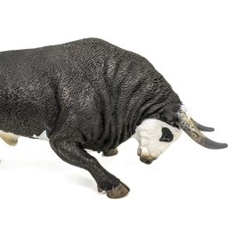 Deqube Figura Réplica Toro Bravo Cara Blanca Embistiendo a Escala, Detallada y Pintada a Mano, Ideal para Colección Animales +3 Años Deqube Figura Réplica Toro Bravo Cara Blanca Embistiendo a Escala, Detallada y Pintada a Mano, Ideal para Colección Animales +3 Años