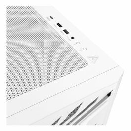 XPG STARKER AIR BTF Midi Tower Caja PC Gaming Panel Perforado con 4 Ventiladores ARGB, Compatible ATX Conector Inverso, Blanco