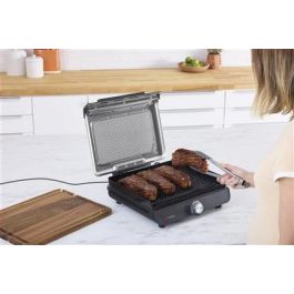 Ninja GR101EU Parrilla y Plancha de Interior Versátil para 4-5 personas con Temperatura Controlada hasta 260°C y Superficie Antiadherente