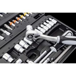 Connex Set de vasos y puntas 52 piezas con carraca reversible 72 dientes, vasos de Cromo Vanadio y estuche. Ideal para bricolaje y taller Connex Set de vasos y puntas 52 piezas con carraca reversible 72 dientes, vasos de Cromo Vanadio y estuche. Ideal para bricolaje y taller